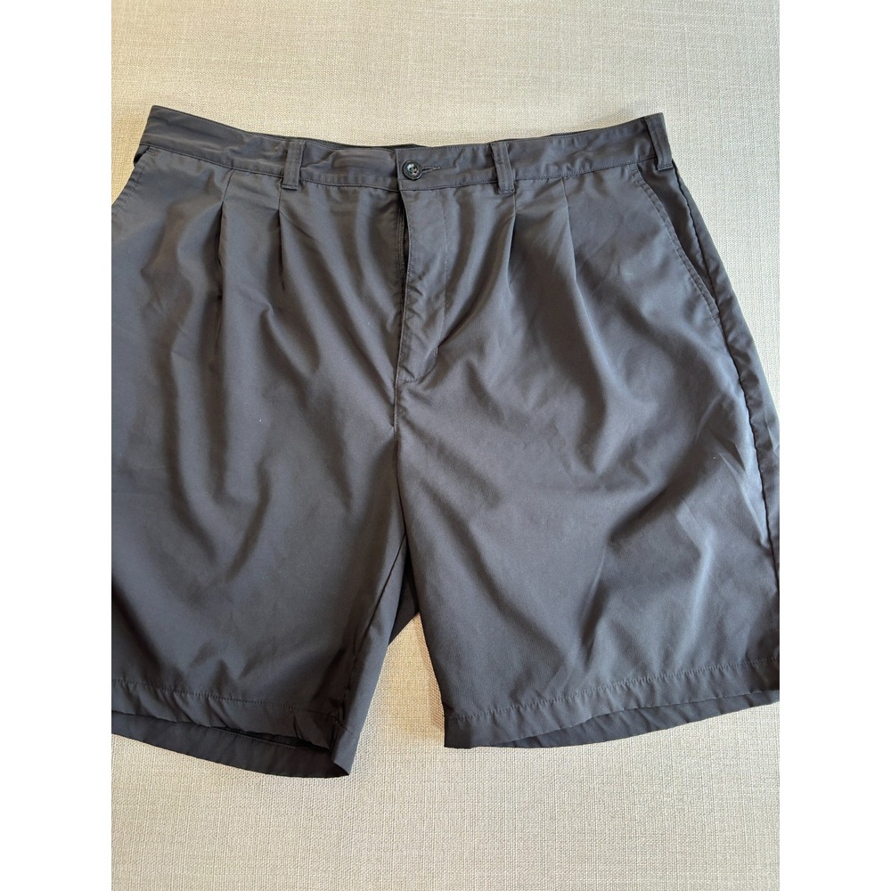 Reebok Golf Men's Black Golf Performance Shorts Size 44